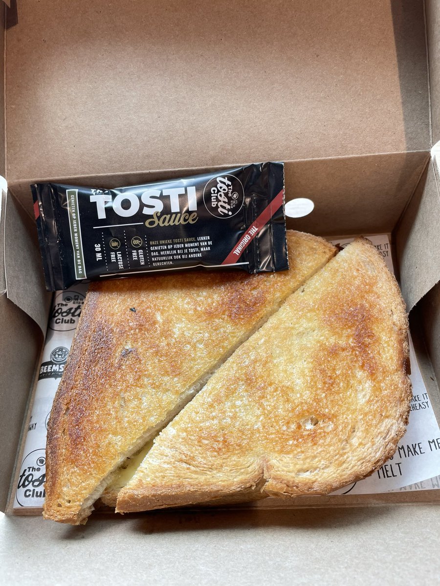 SchoppenRobert's tweet photo. Een #TostiMomentje in #AlmereStad  🤗 #Tosti #Lekker 😊 https://t.co/SY8kQN951v