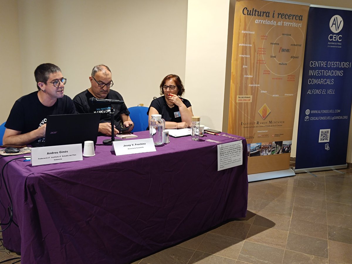 Barrull's tweet photo. Presentaciò llibre Patrimoni conscienciació i identitat al #RecercatPV @OnadaEdicions @cultura_cat @Dipta_cat https://t.co/m78QmngGGa