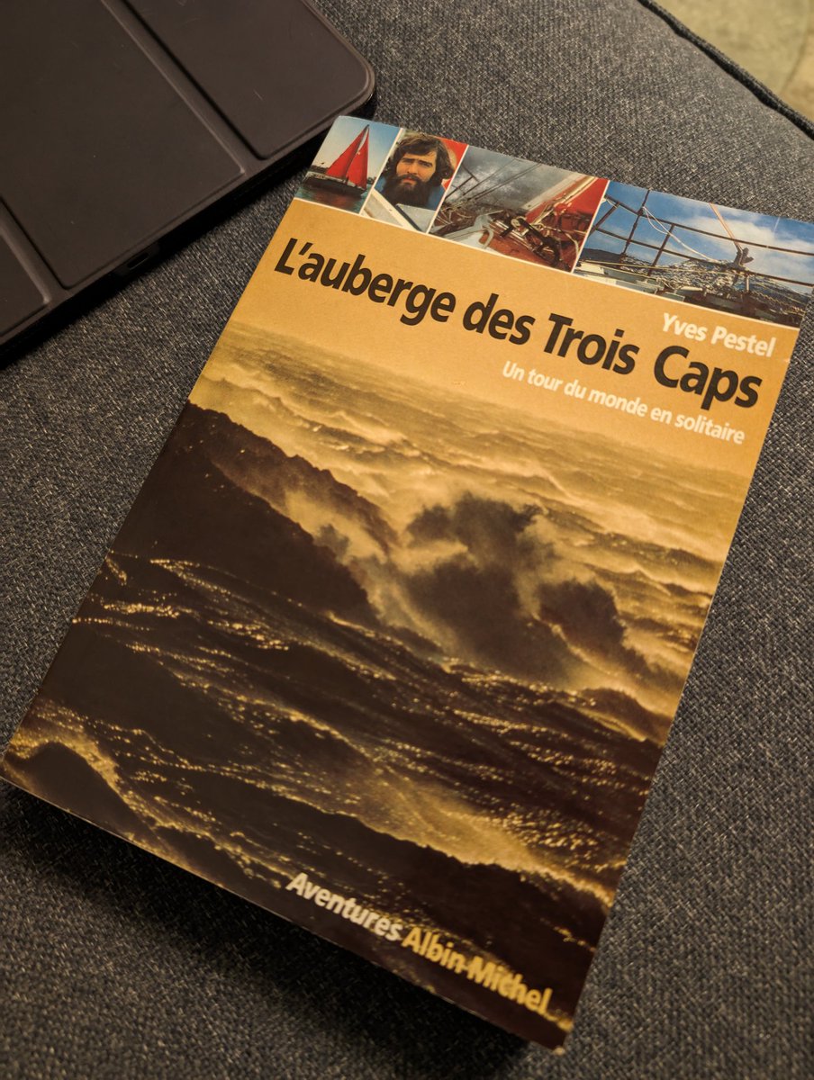 J'avais lu ce livre lorsque j'étais adolescent et j'avais adoré, mais en dépit des  recherches, impossible de le trouver en neuf désormais. Mais finalement j'ai trouvé une version d'occasion en excellent état et je l'ai reçue hier. 
Super content de récupérer ce livre 😊