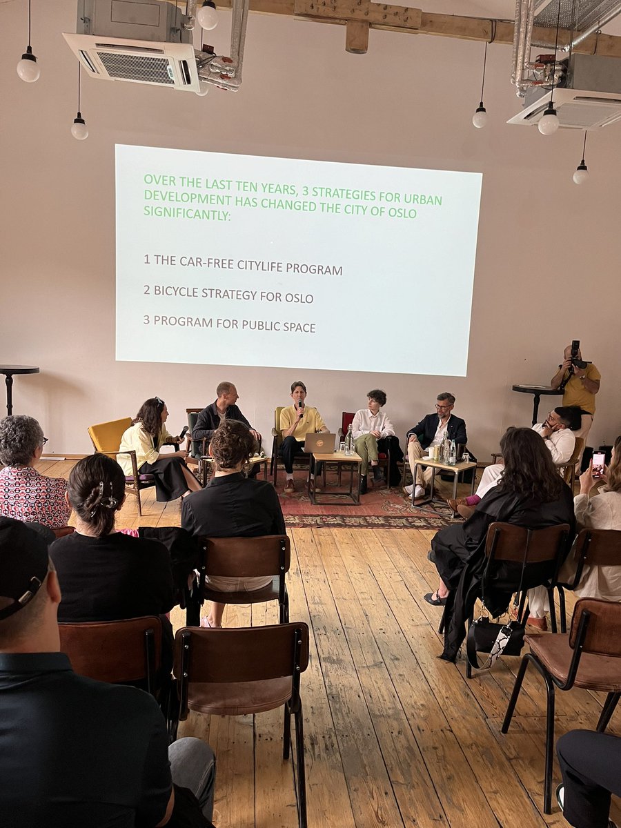 annalyb's tweet photo. Urban planners from Sweden🇸🇪, Norway 🇳🇴, Denmark 🇩🇰 and Georgia 🇬🇪 discussing Nordic approaches to sustainable urban planning on #NordicDays. How to create liveable cities? Focus on wellbeing, equality and sustainability 🌱. #Tbilisi #TheNordics #Färgfabriken #Trivector https://t.co/CwOBaBaACD