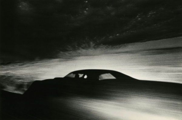 vikare06's tweet photo. Breathtaking photos by Japanese photographer Ikko Narahara, 1950s https://t.co/LHLffeGryF