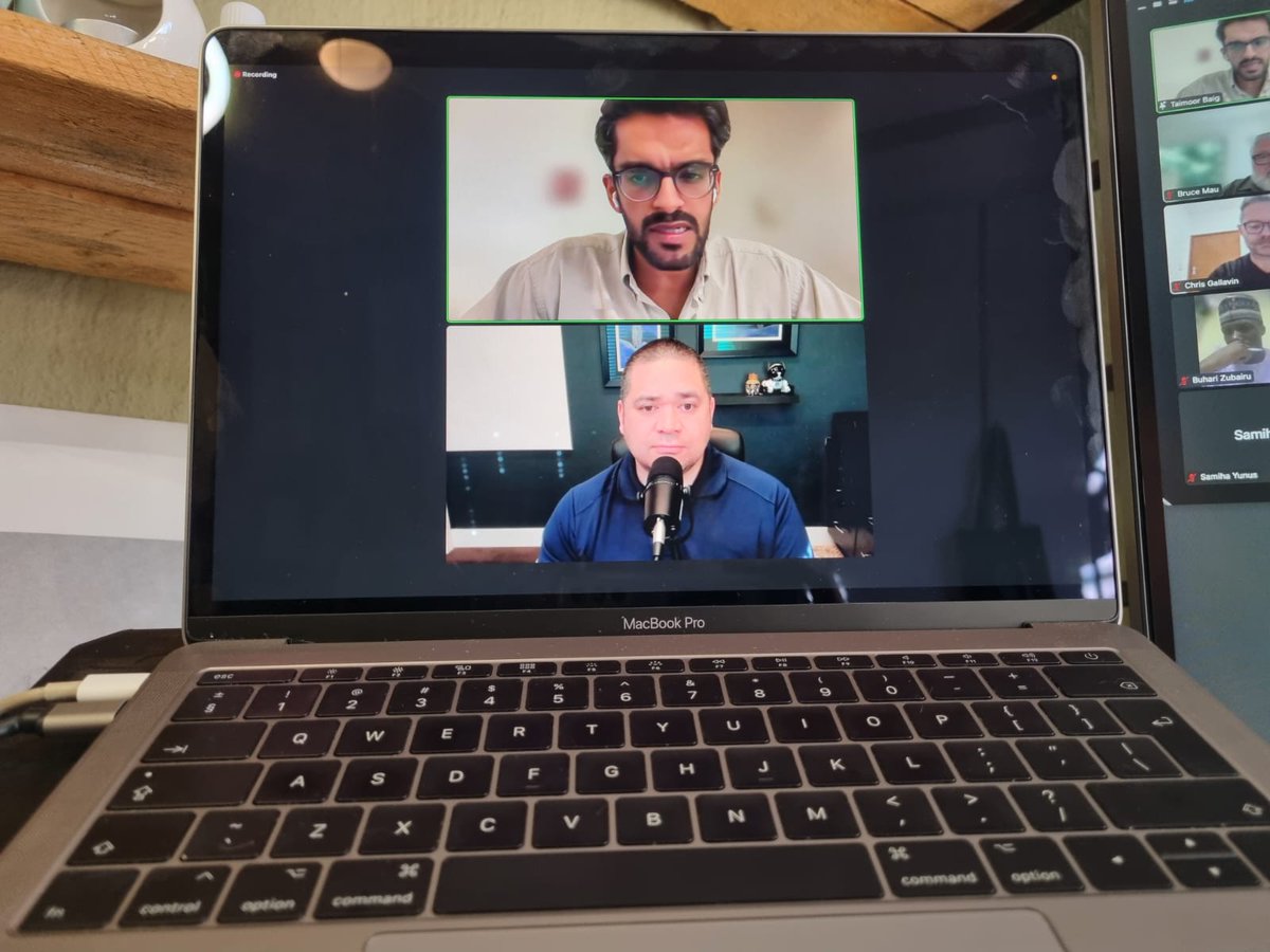 CSCGlobalAlumni's tweet image. Wonderful to be able to reconnect with our newest alumni👏👏👏

A great #ReCONNECT session organised for participants of @csc2023 🥳

#CSCGlobalAlumni #CSCAlumni #ConnectingCommonwealthLeaders