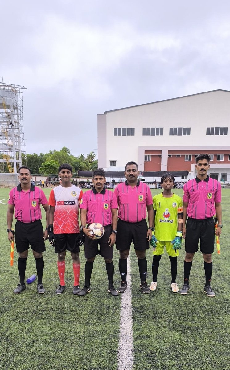 keralafa's tweet photo. 44th Sub Junior Inter District State Football Championship 2024-25 🏆
Final
Malappuram 🆚 Kasaragod
📍Nadakkav - Trikaripur, Kasaragod
#IDSC #SubJunior #KeralaFootball https://t.co/OC4BfE7Zbb