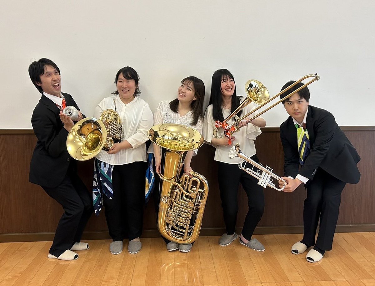 Kleur Five
〜金管五重奏を味わう初夏の休日〜
終演いたしました！！　
ご来場いただきましたみなさま、誠にありがとうございました！

楽器紹介の時間は皆様に金管楽器を知っていただける機会なのでとても良いですね😊🎶📯

今後ともKleur Five（クルールファイブ）をよろしくお願いいたします🎨✨✨