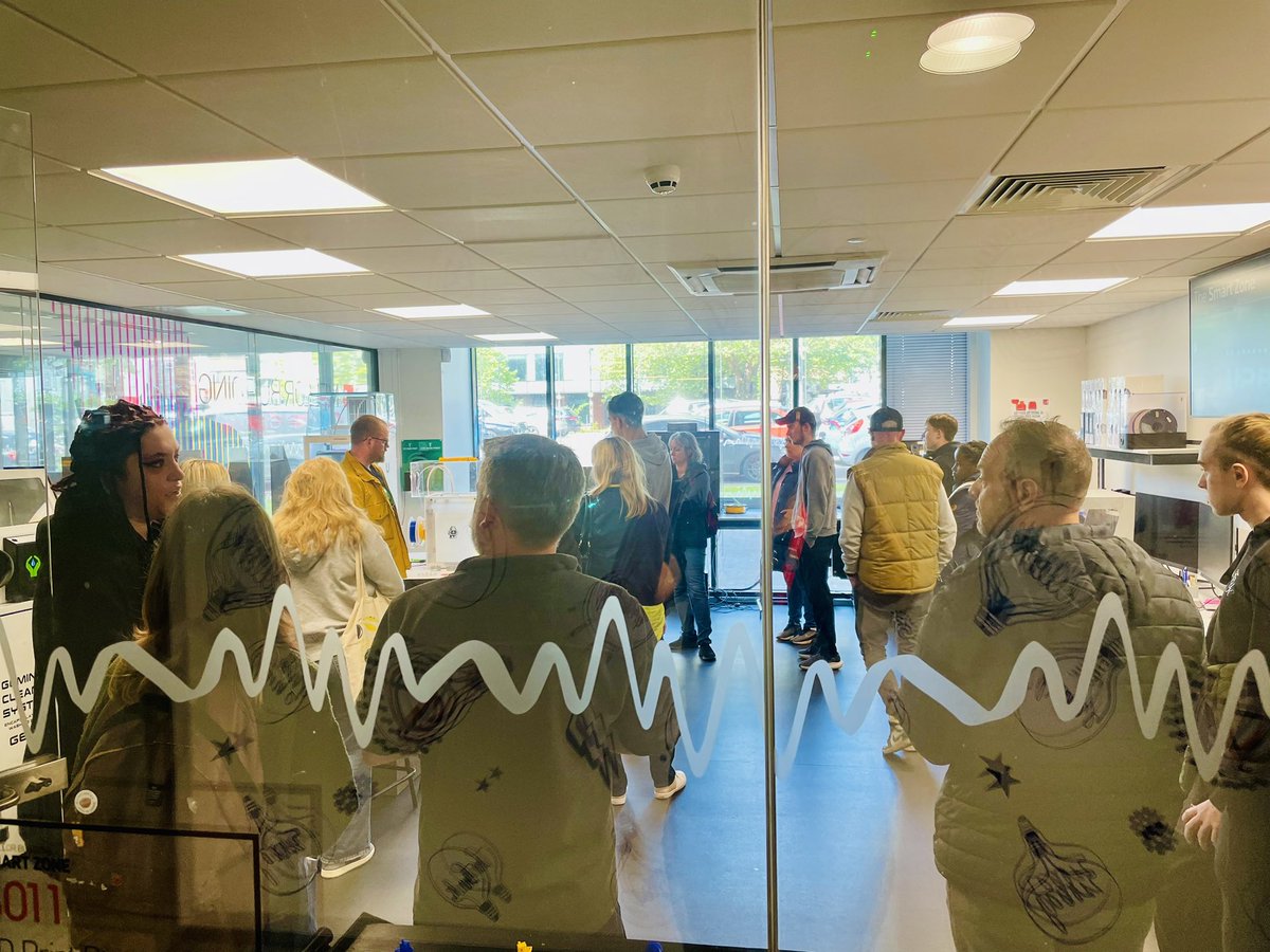 Good to see so many people checking out our 3D Factory on the open day. Pop by if you’d like to laser cut a keyring, have a go at VR or 3d scan a head!  @StaffsUni #openday #lasercutting #3dprinting #virtualreality #3dscanning