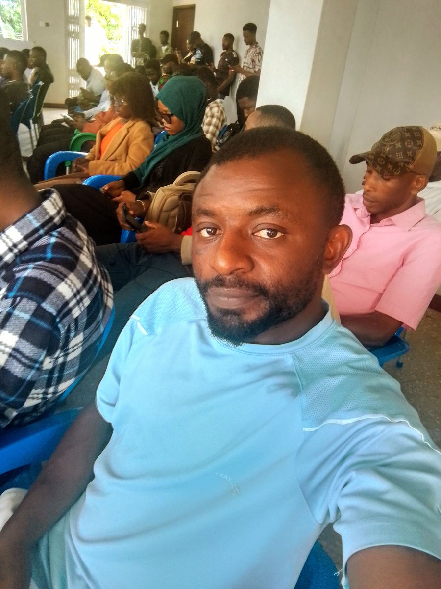 VictorBamshak's tweet photo. Onboarding session day one
#futureworkforcescholarship
#infinitygem
#bluehousetechnology
#princeponfamirifoundation
@Princeponfa https://t.co/jmq27zobR6