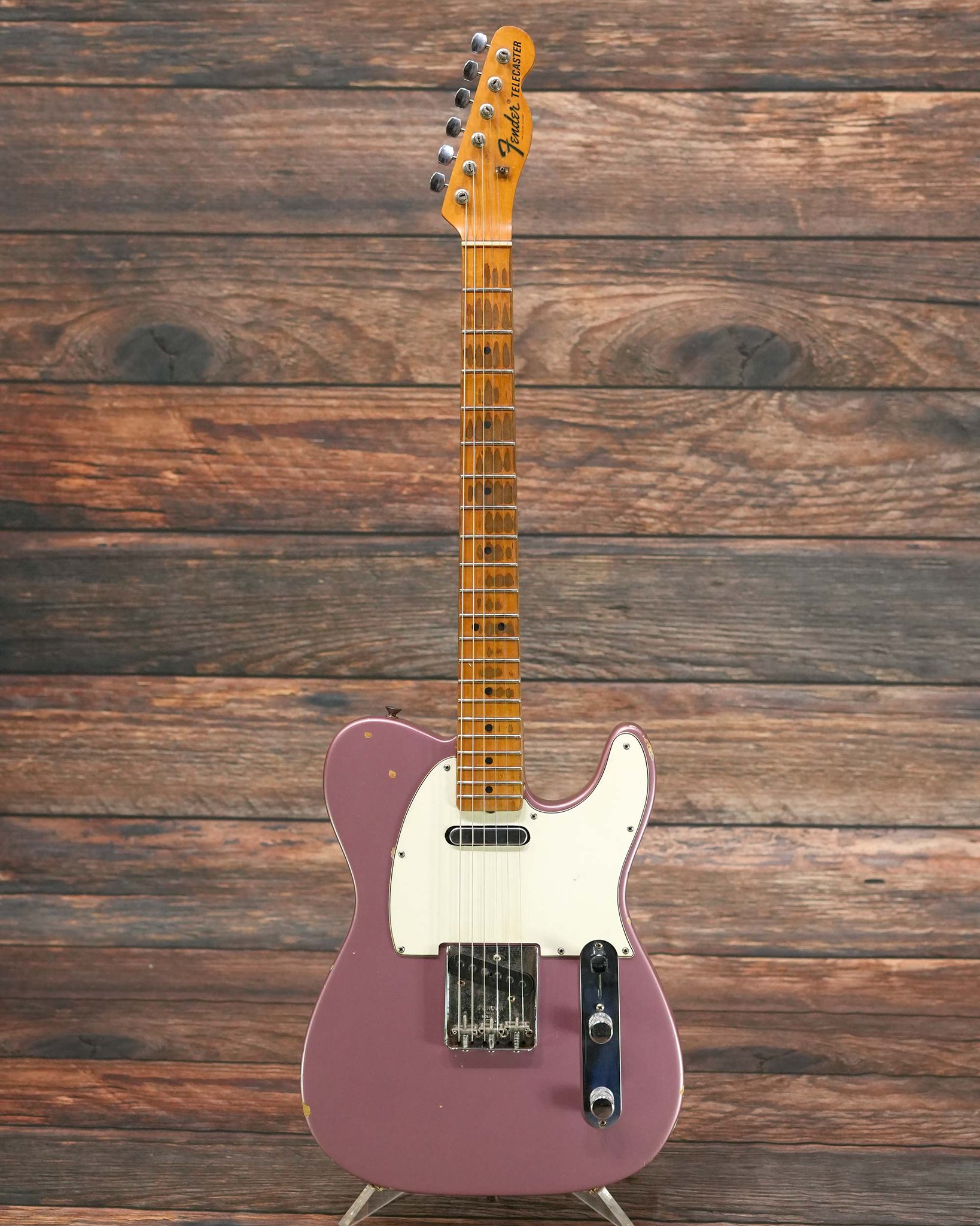 218 Guitars on X: 