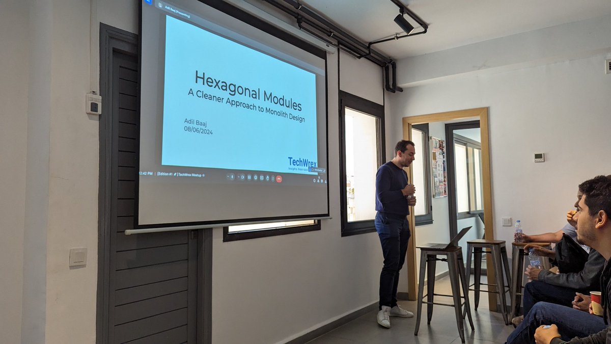 OKinane's tweet photo. My favorite subject: Hexagonal architecture in practice by 
@AdilBaaj
#TechWrex #meetup https://t.co/7XUvooI7ov