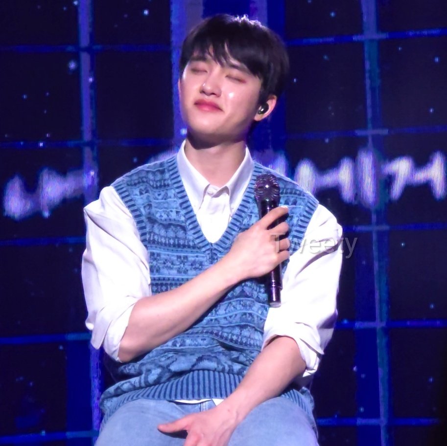 my_D12's tweet photo. 아 존나 예뻐 https://t.co/lWTsxoL4kf