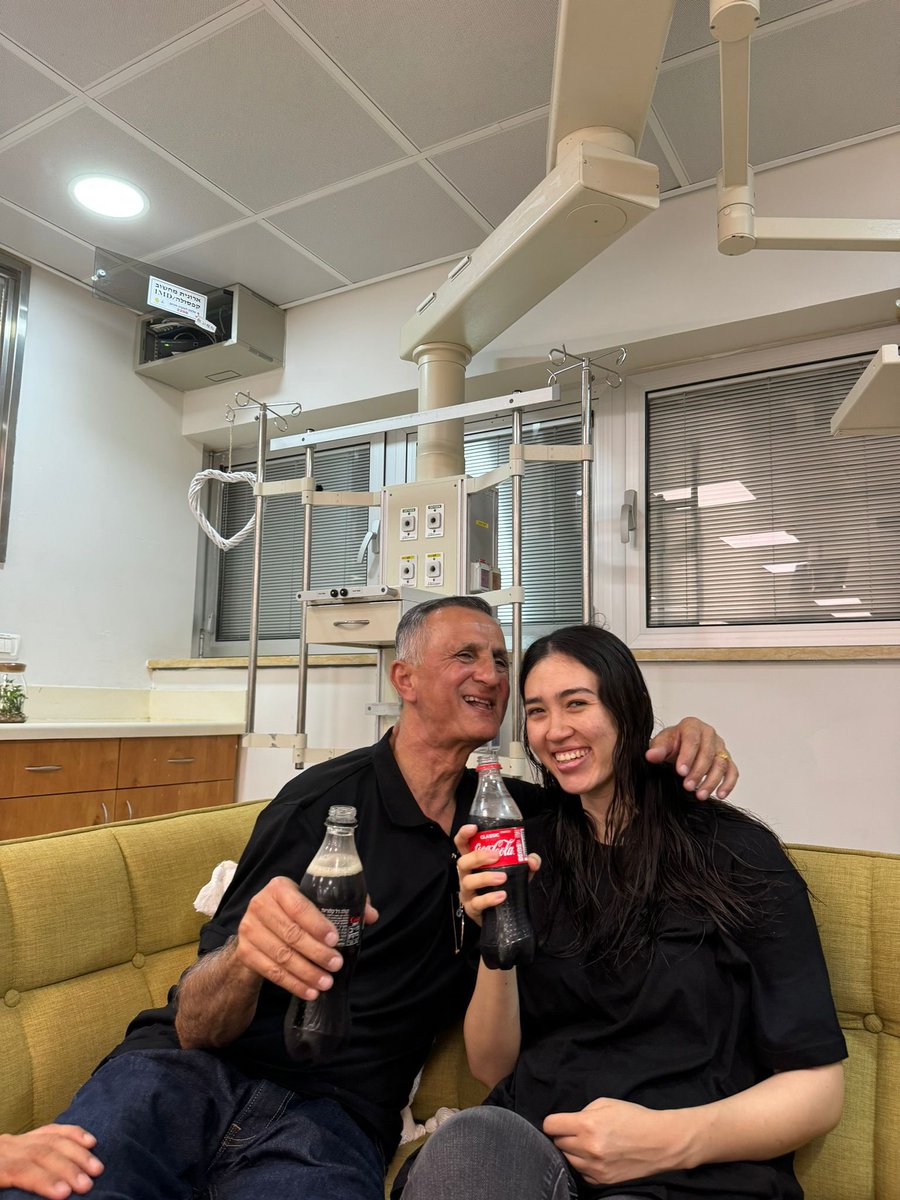 Noa Argamani, abducted from the Nova music festival and held hostage in the Hamas Terror Dungeons for 8 months—free and reunited with her father. 💙😭