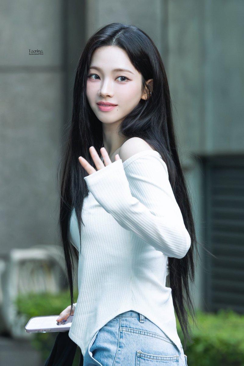 taerina09's tweet image. 240608 출근  #카리나 #에스파 #aespa #Karina