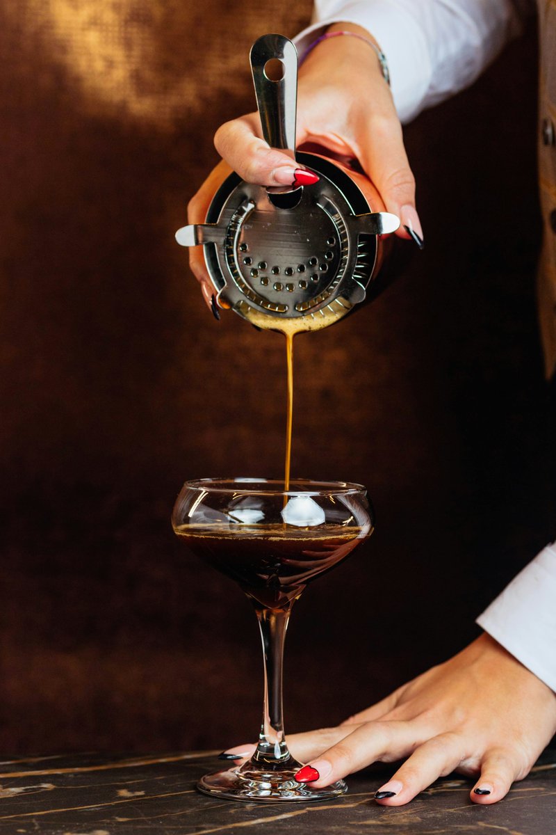 Where coffee meets cocktail magic ☕🍸

Good vibes at Napoleons start with an Espresso Martini 👌🏼