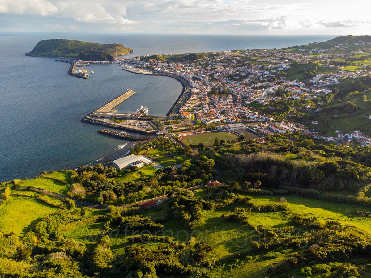 FromPortugal1's tweet photo. 🇵🇹A Horta é uma cidade na ilha do Faial, nos Açores. Visite a galeria de fotos em https://t.co/3Y30NkwmyB 
🇬🇧Horta is a city on the island of Faial, in the Azores. Visit the photo gallery at https://t.co/3Y30NkwmyB 
#faial #Açores #azores #visitazores #fromportugal #portugal https://t.co/GfdIYF0dD6