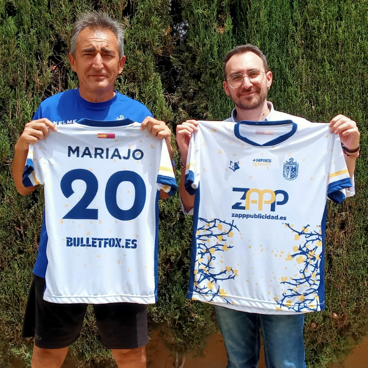 PubliciZapp's tweet photo. Estamos comprometidos con el deporte femenino 💪⚽ y patrocinamos al equipo femenino de fútbol de Guadalupe en la Youth Supercup Roquetas de Mar 2024 🌟. Diseñamos una camiseta única con la flor de Azahar 🌸. ¡Vamos por la copa! #DeporteFemenino #OrgulloMurciano https://t.co/a7cwX6n17X