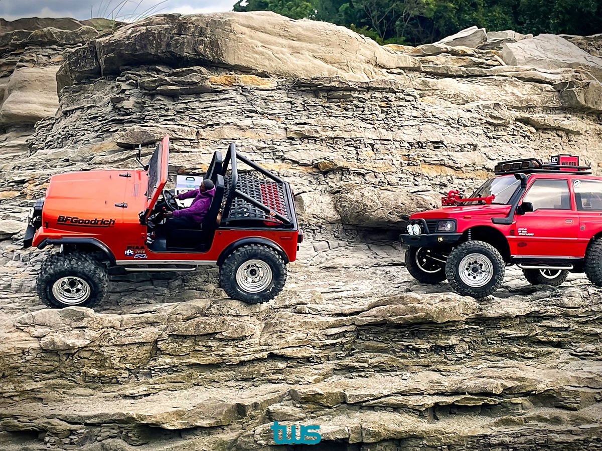 chuai1981's tweet photo. 端午節快樂😃
@twsrcofficial
#twsrc #rctrail #rclife #rccar #offroad #crawler #tinytruck #rchobby #VTR #vintagecar #vitara #SUZUKI #RCクローラー #ラジコン https://t.co/QrZ3KLF1Vu
