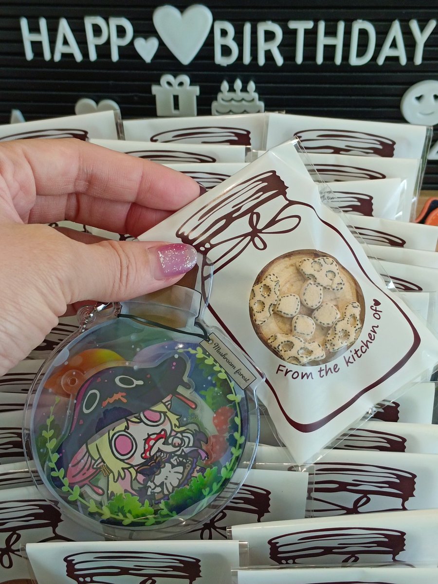 Michiyo_jp tweet media