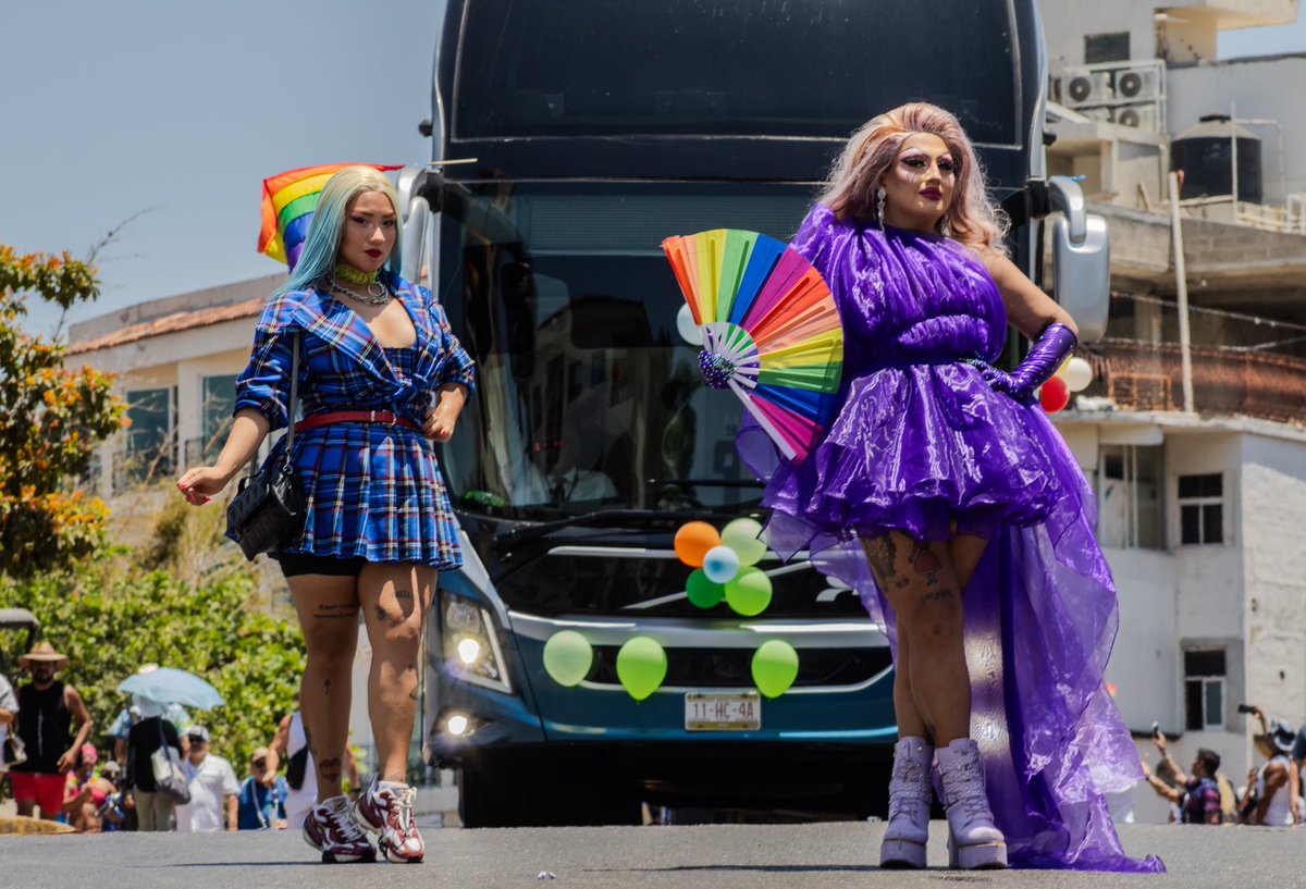 eddy_blackmx's tweet photo. Iniciando ✌🏻
#pride #lgbt https://t.co/kIzvVsoltB