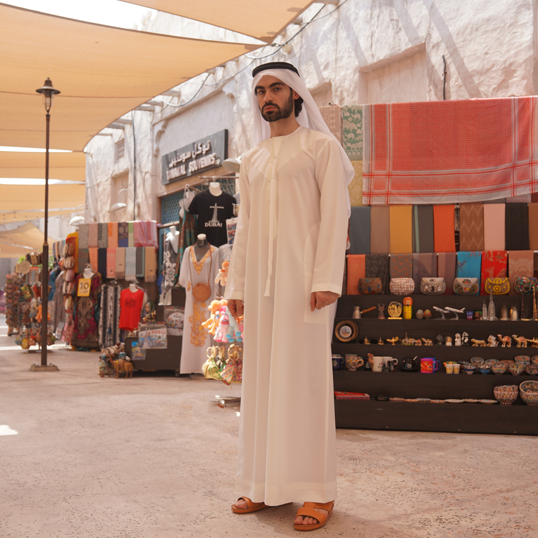 AntonioDXB's tweet photo. انغمس في عالم الأناقة مع مجموعة أحذية الصنادل الجديدة من أنطونيو! 🌟
تتميز مجموعتنا الجديدة بتصاميمها العصرية والأنيقة، مثالية لإطلالاتك في العيد ولأوقات الصيف الرائعة. https://t.co/va4ZDcXiEt