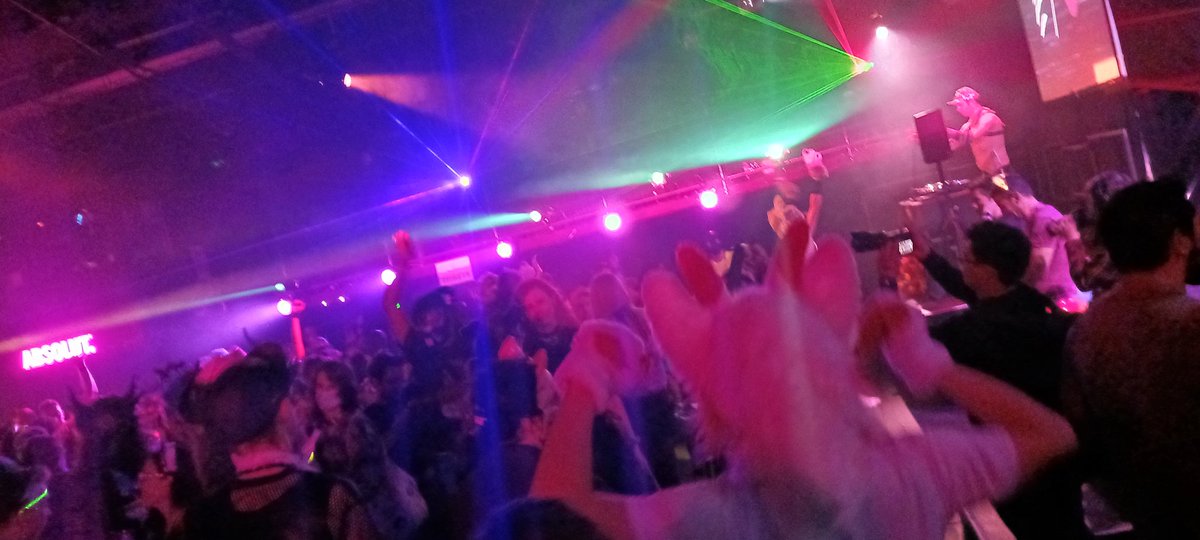CharlesonLance's tweet photo. Me &amp; @captincrinkles  @FierceFurriesTO  / @PalsToronto https://t.co/mm2DV7AtwO