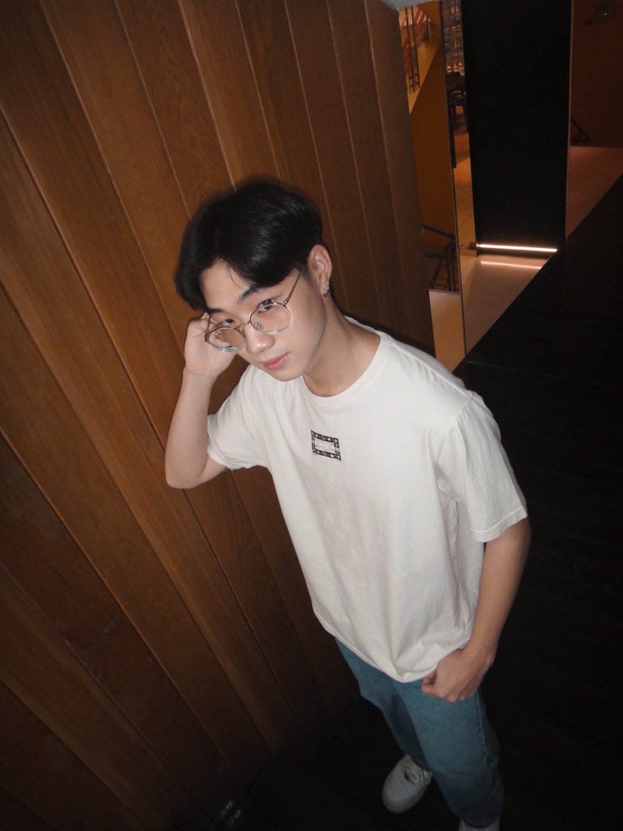 CUsoonOfficial's tweet photo. มีเสื้อ First date ใส่กันรึยังจ๊ะ🫣✨
CU SOON ขอเสนอ 💕
เสื้อ Picking up your star and shine สีBIEGE ผ้าcotton 100% ใส่สบายฟินๆ🥰
#cu108 #Chula #Cufirstdate #เสื้อจุฬา #เสื้อผ้าน่ารัก https://t.co/IS3JEDOnps