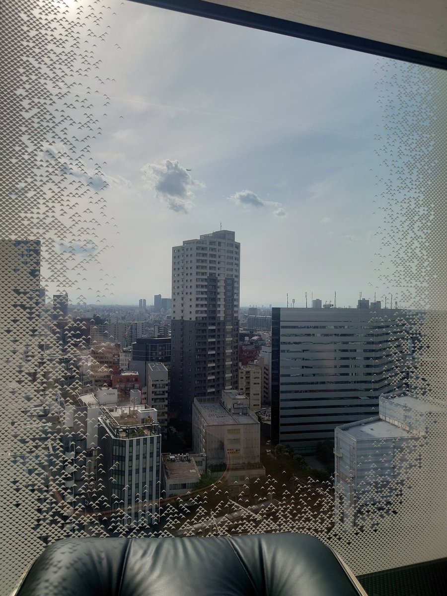 omx_suktoyama's tweet photo. 上映終了。やっぱり、泣けてしまうね…😭。昨日、教授のOPUSを観たからきのビデオメッセージを観るとまた、違う意味で泣けてしまう😭😭。そして、見直してもやっぱりスペシャル映像の幸宏さんがパスキャルくんを連れて散歩するのが #私の高橋幸宏ベストショット
だね😭😭😭🐶🐶🐶🐶。 https://t.co/nRuUPlMGB3