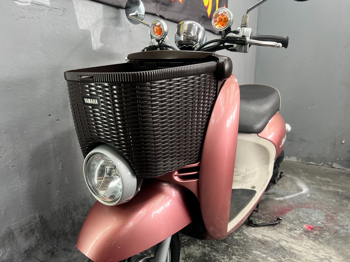 firstHirakata's tweet photo. ヤマハ　ビーノ　モルフェ　FI　入荷しました😌

通勤や通学にいかがですか✨

#バイク
#バイク売ります
#バイク買います
#大阪
#京都
#枚方市
#茨木市
#寝屋川市
#高槻市
#摂津市
#八幡市
#交野市
#八幡市
#ヤマハ
#50cc
#スクーター
#原付
#VINO https://t.co/iuB2kzCiE4