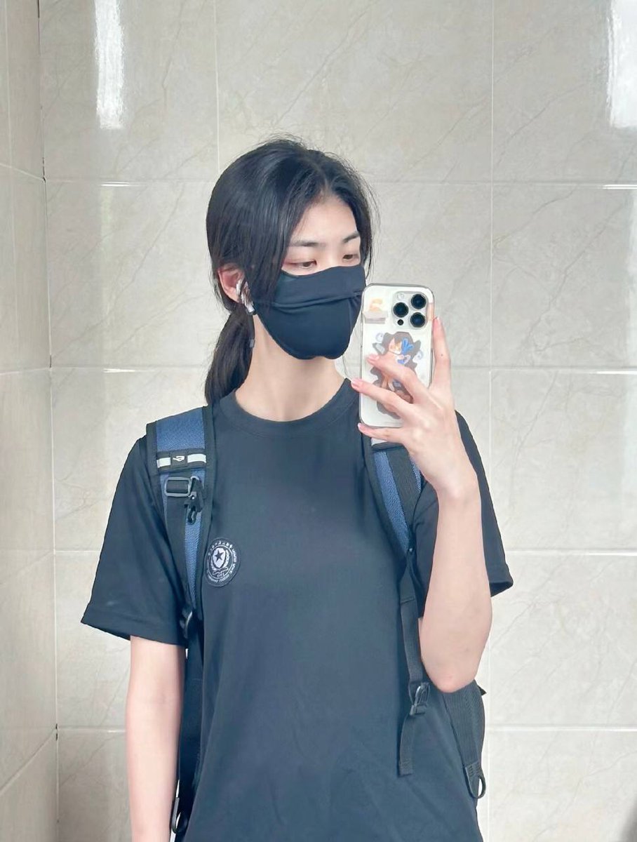 kaya35's tweet photo. 每一颗射向犯罪份子的子弹，天然便带有正义         你的子弹能打到靶心吗？ 能打几环？距离近线下无门槛约，一起谈谈你能打几环问题，主页置顶有我联系方式 https://t.co/fbFNZy6BIs