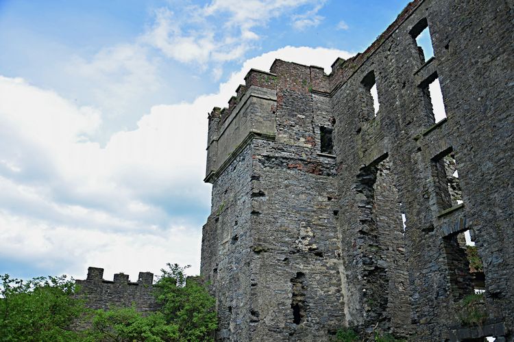 welovedonegal's tweet photo. Today's #WhereInDonegal from 
#WeLoveDonegal ♥ 

coming up in just under an hour (9am) so still time to guess yesterday's if you missed it.  Where in #Donegal is this?

#Ireland 
#castles #history https://t.co/oeNVlMvViQ