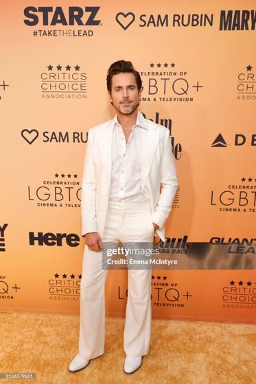 spittle_wendy's tweet photo. OMG!! Lord #MattBomer in white is a dream come true.

🔥🔥🥵🥵❤️‍🔥🫦

#FellowTravelers #CCLGBTQ #CriticsChoice #CCCelebration https://t.co/OVgxMrN1QM