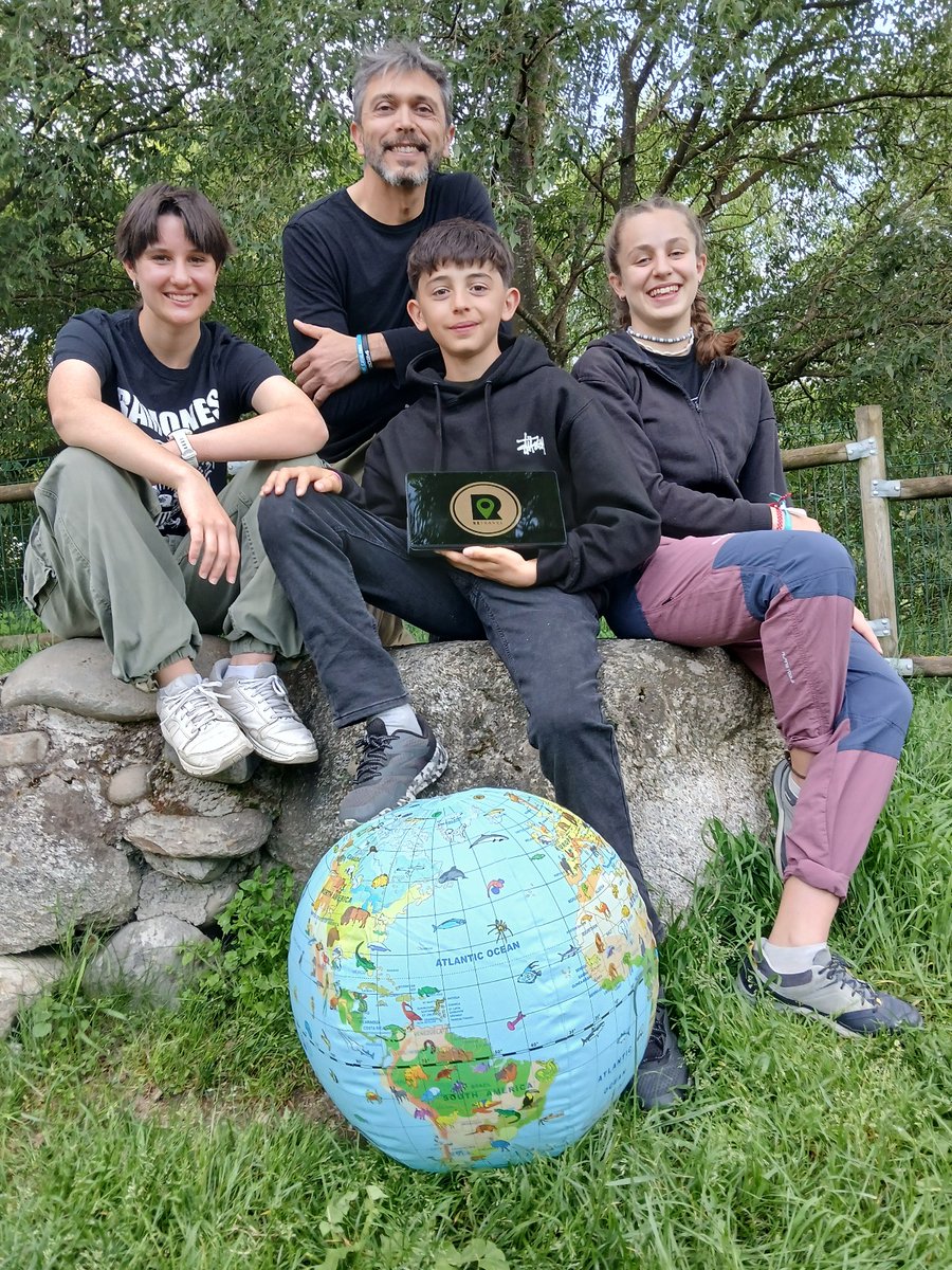 🐌La plataforma "Retravel", diseñada por jóvenes del <a href="/inslavalira/">Institut La Valira</a> es finalista del <a href="/audicrea/">Audicrea</a> Hablamos con el equipo "Regeneration": Ona, Jana y Roc junto con el "driver", Xabier Cazorla.
📻Sábado, 8 junio / 17:00 horas <a href="/radio_vitoria/">Radio Vitoria</a> 
Online: eitb.eus/es/radio/radio…
#RETRAVEL_ACC