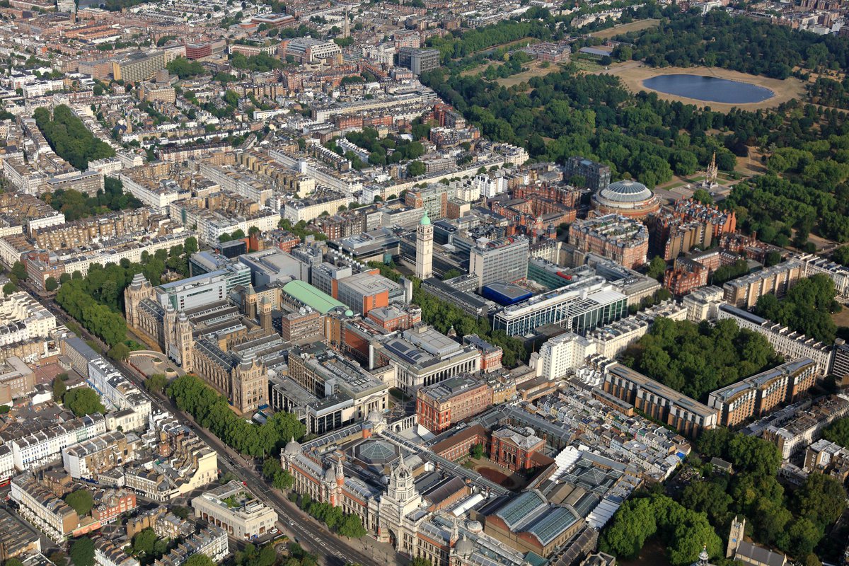 "Imperial is the truly unique university." 💙

We have loved reading this write-up in @TheTimes, featuring some of #OurImperial alumni reflecting on their time at Imperial as well as an interview between the Education Editor and our <a href="/PresHughBrady/">Hugh Brady</a>.

Read the full piece ➡️