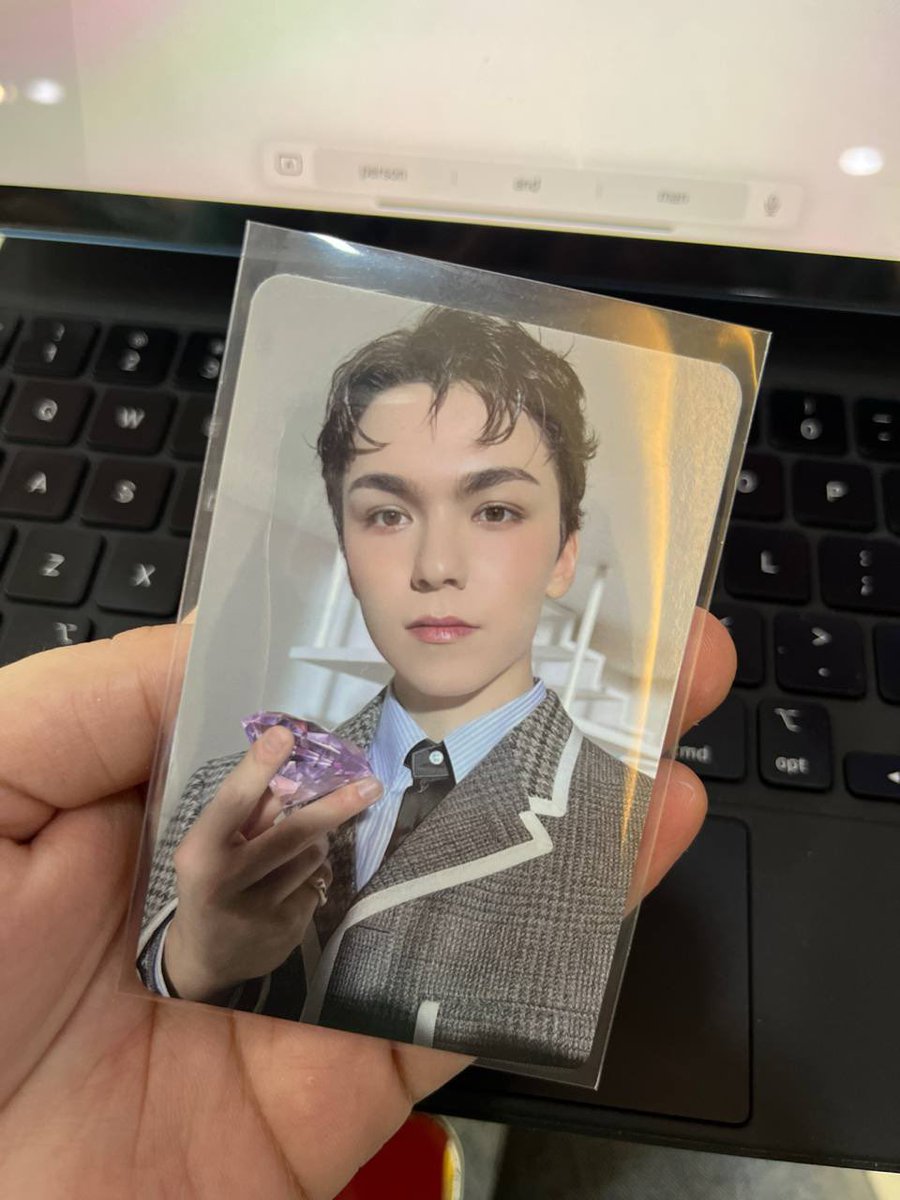 ksooncart's tweet photo. wts lfb

vernon svt is right here bcpc
600 
onhand
payo only

t. vernon seventeen pc photocard broadcast https://t.co/ZROS1ZLceT