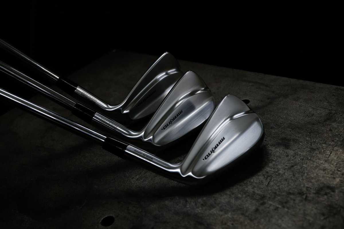 OVDGOLF2016's tweet photo. #マキノゴルフ から新アイアン発売！
MAKINOGOLF 88-B3 IRON

マキノのマッスルバックをお試しください。
 ご購入はこちらから⇒
https://t.co/m6keMjPDaa

#OVDGOLF https://t.co/Ipt1wzCWDx