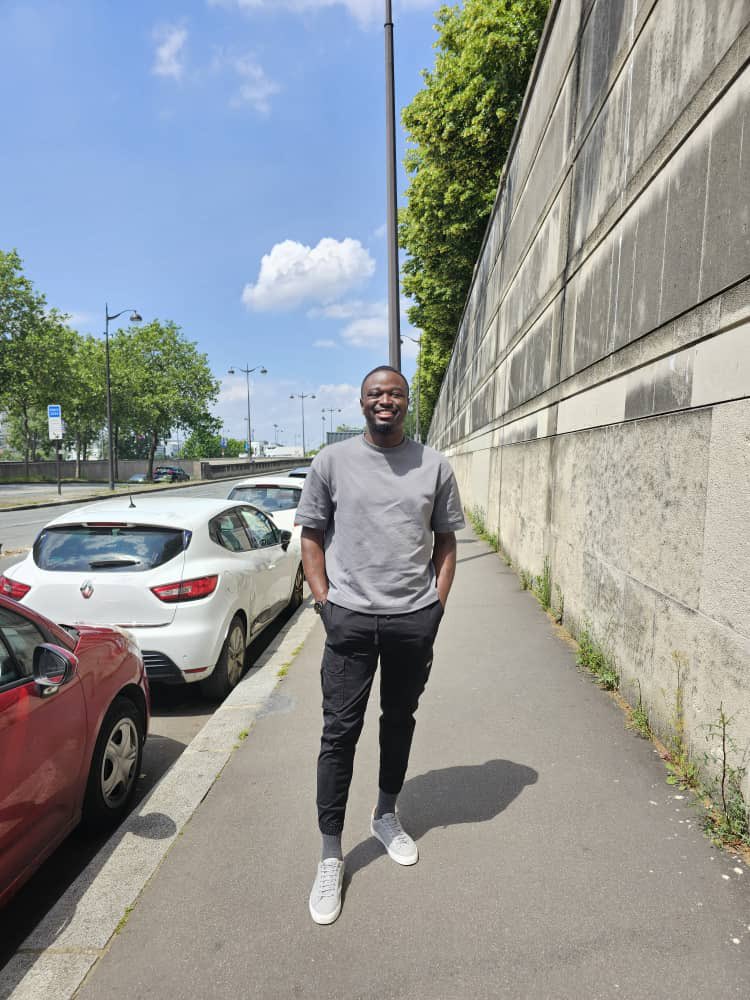 C’est la ribarité aujourd’hui!!

Joyeux anniversaire Motema ♥️
<a href="/Lord_Lombo/">Lord Lombo</a>