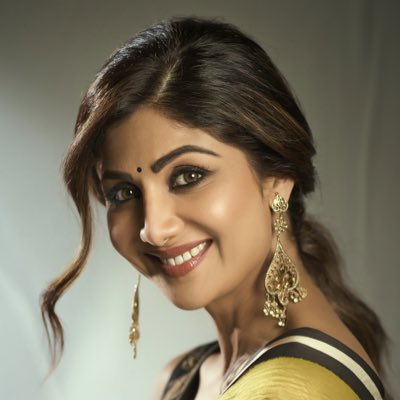 Shilpa_Updates's tweet photo. #NewProfilePic https://t.co/MO3JH8mIyd