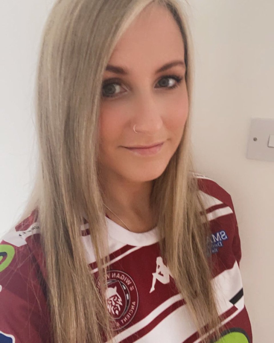 c_allen84's tweet photo. We’re the famous Wigan rugby and we’re going to Wembley! 🍒⚪️ https://t.co/C37uZ8k2KL
