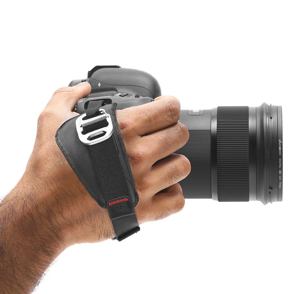 delfieart's tweet photo. Looking for a Hand Grip Camera Strap? Here Are Our Top Picks https://t.co/ti4HJqiOnR https://t.co/OEc7TjCs1x