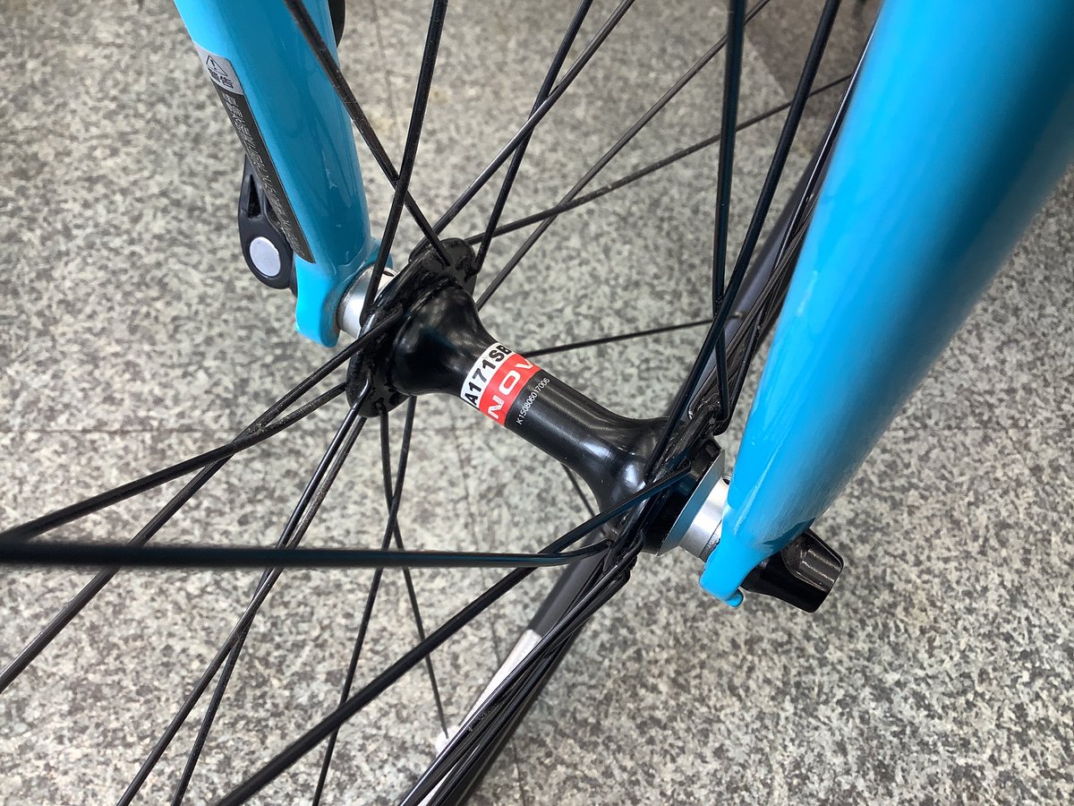 Sagamihara_3196's tweet image. コーダーブルーム🇯🇵:rail 700  〜2020〜

水色と黄色のコントラストが良い🙆🏾

低価格で綺麗な自転車です。

参考価格　¥67,000-
サイクリー価格　¥39,600-

#khodaabloom
#NOVATEC
#SHIMANO
#クロスバイク
#サイクリー
#相模原
#サイクリー相模原店