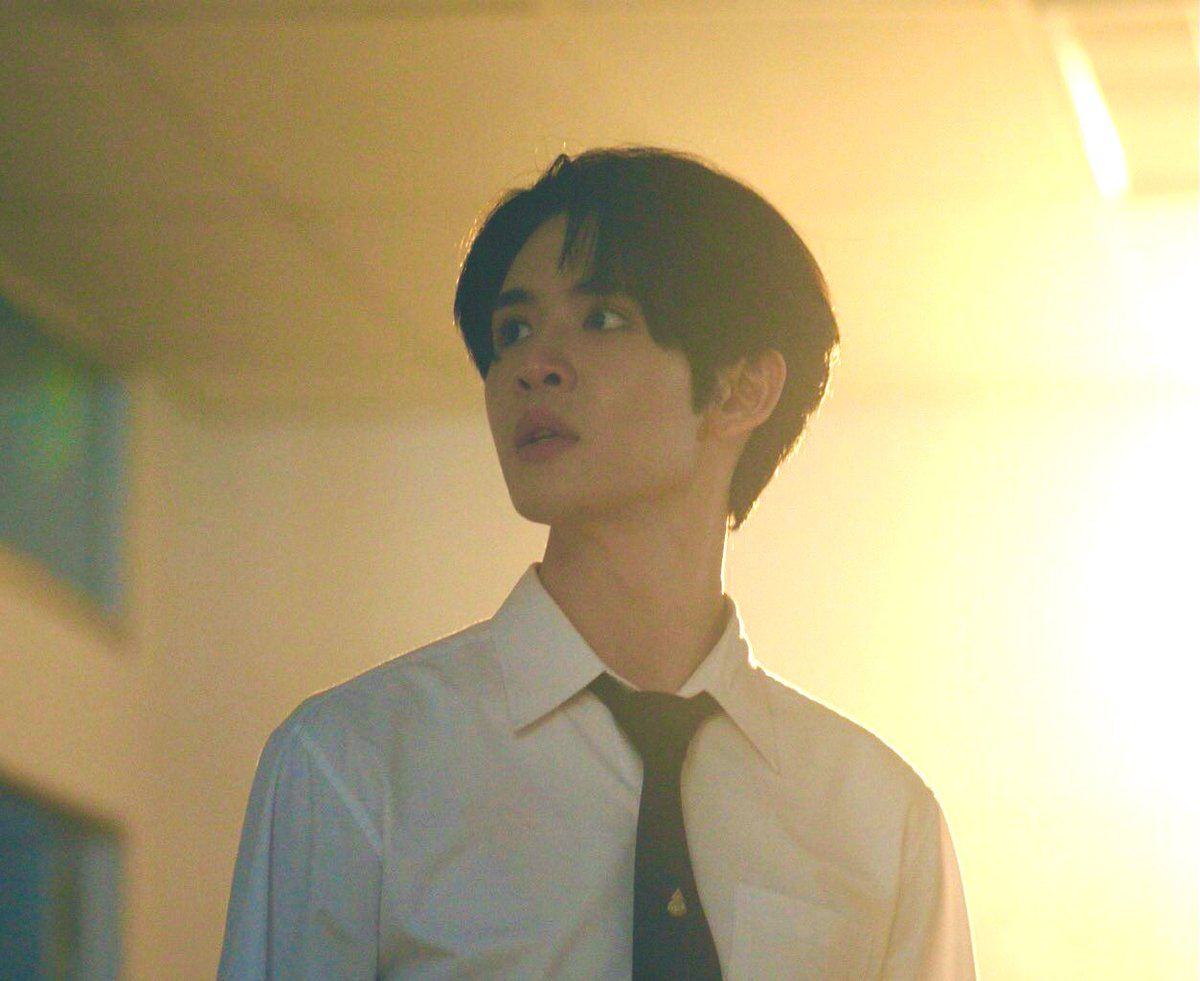 นักศึกษาแพทย์ นักวิทยาศาสตร์ 
นักวิจัย 🤨ยัยคนสวย เป็นอะไรน้า🥰

อย่าหันหลัง! วิ่งให้ไว ถ้าไม่อยากเป็นเหยื่อ

มาติดตามความลุ้นระทึกไปพร้อม ๆ กันใน “Zomvivor Series”เร็ว ๆ นี้ 🧟

#ZomvivorSeries #JamesSu #JSY
#MandeeWork