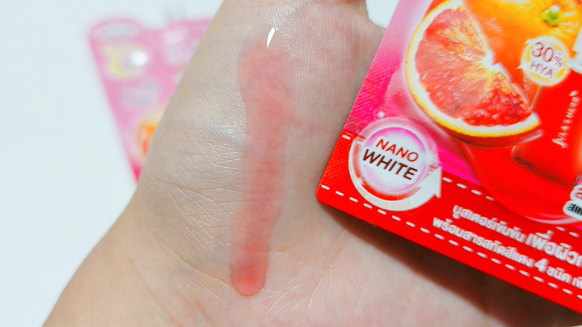 namsuu7's tweet image. เคยใช้นานมากกก ล่าสุด #โดสส้มแดงจุฬาเฮิร์บ ปรับสูตรใหม่เพิ่มวิตซี 3 ชนิด บอกเลยเข้มข้นสุดๆ เนื้อเบาทาง่ายซึมไวเหมือนเดิม รอยดำรอยสิวไว หน้าใสขึ้น ไม่หมองไม่คล้ำ แล้วผิวชุ่มชื้นขึ้นด้วยอะ แบบซองพกง่าย เผื่อใครอยากลอง พิกัด 7-11 เลยฮะ ผิวใสฉ่ามมมมมม #อัพเดรดผิวใส #รีวิวเซเว่น