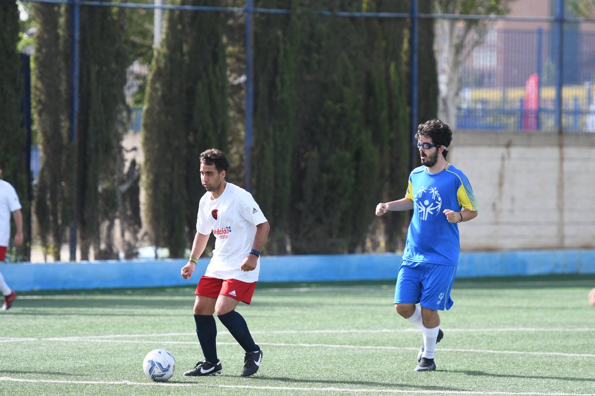 ElMarcadorArag's tweet photo. ¡Rueda la pelota tambien en los campos de la federacion!

𝗟𝗶𝗴𝗮 𝗗𝗜

@AT_Mozarrifar 🆚 @SpecialAragon 

@futbolaragon 

#ElMarcadorAragones https://t.co/K5pTz8VpTh