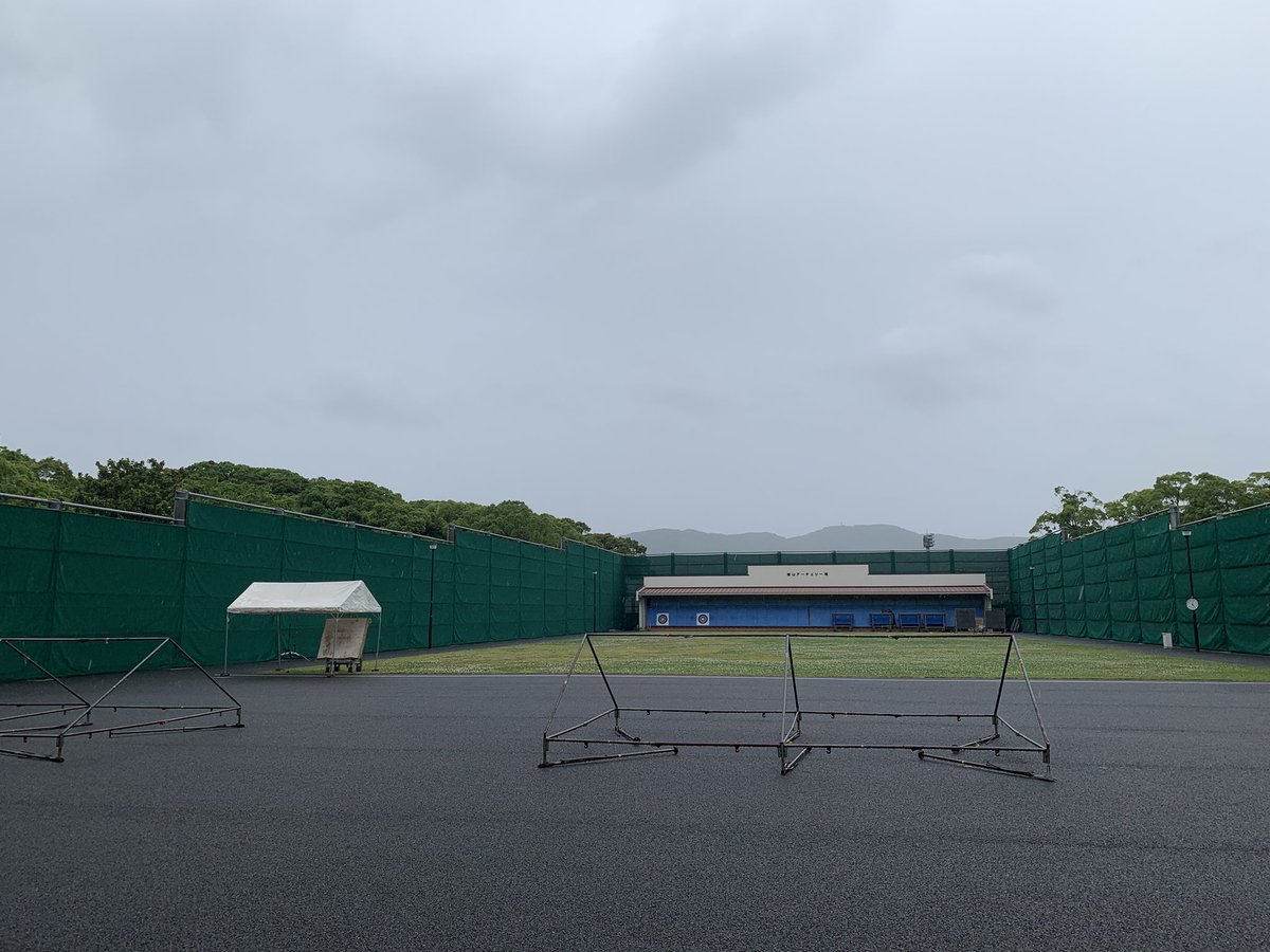 nobu_a222's tweet photo. 雨〜
初心者教室できるかなぁ https://t.co/K06tycHcwY