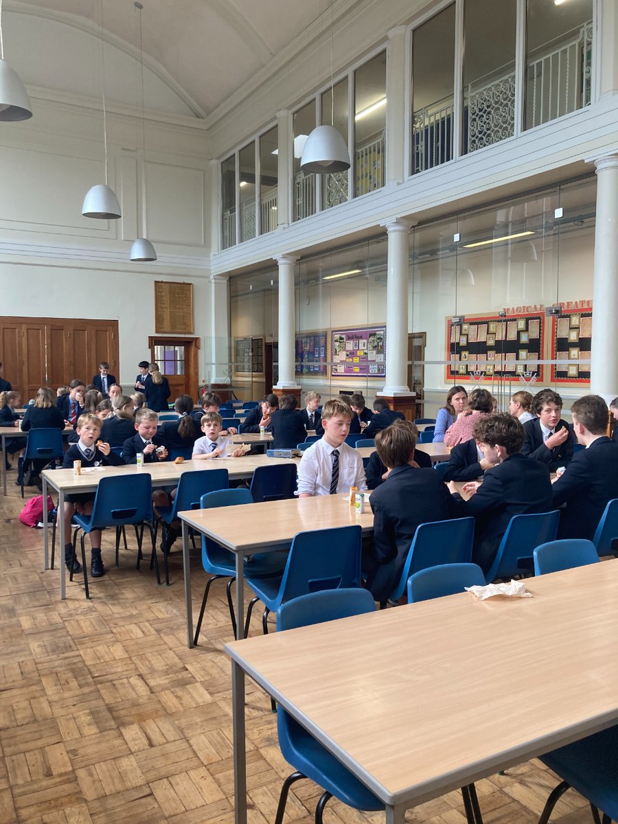 StPetersYork's tweet photo. π²Thank you to ourΒ young @Modeshift01 team for the successful launch of Sustainable Travel June in St Peter's 8-13. We had:
β
180 sign ups for travelling sustainably to schoolΒ
β
Bike sheds full
β
Walking as the most popular form of transport
#StPetersValues #StPetersCommunity https://t.co/tOUkONpW3m