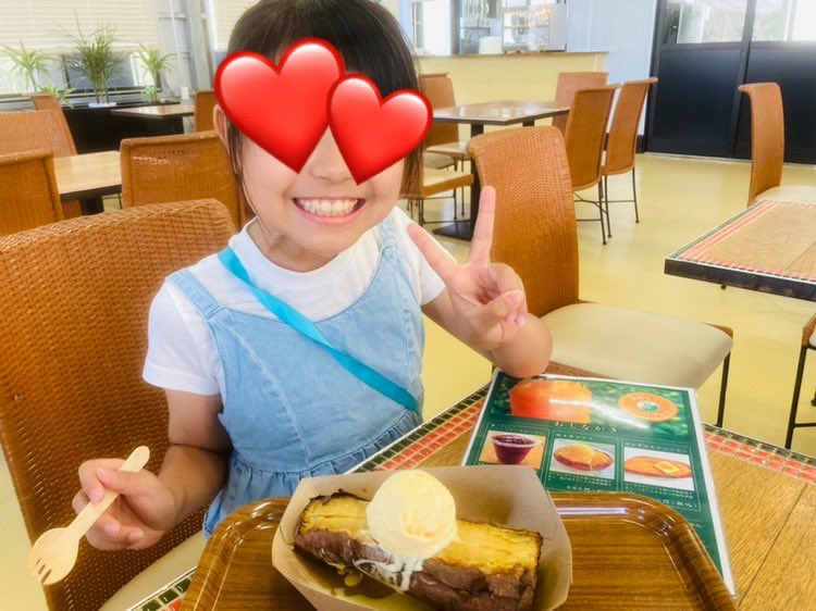 pococam2021's tweet photo. 三浦の新しい観光名所✨
岩崎ファームさん＠iwasakifarm の農園カフェに行ってきたよ♪ブルーベリーのコールドスムージーが、めっちゃ美味しかった♡さっぱりだけど、ブルーベリーの甘さが程よくて、サイコー！ソレイユの丘キャンプ場帰りに、ぜひ寄ってみて。三浦縦貫道、高円坊出入口そば https://t.co/74ZgOOpLo7
