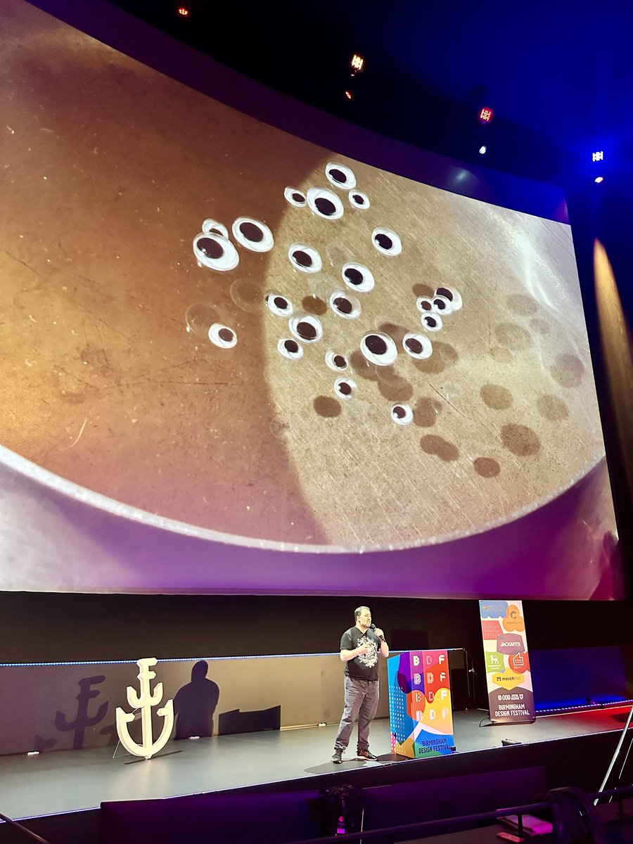 designfestbrum's tweet photo. Finally we had @PESfilm take to the stage. Known for his brilliant stop-motion animation we loved that he revealed the magic behind some of his projects, using everyday materials to create something extraordinary and searching for ideas in unlikely places. 🥑🐟 https://t.co/1WpSz6QkPU