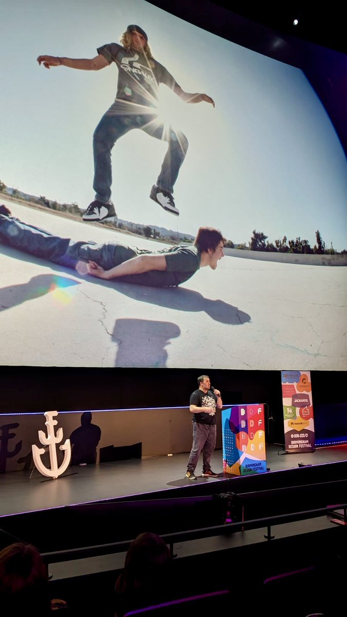 designfestbrum's tweet photo. Finally we had @PESfilm take to the stage. Known for his brilliant stop-motion animation we loved that he revealed the magic behind some of his projects, using everyday materials to create something extraordinary and searching for ideas in unlikely places. 🥑🐟 https://t.co/1WpSz6QkPU