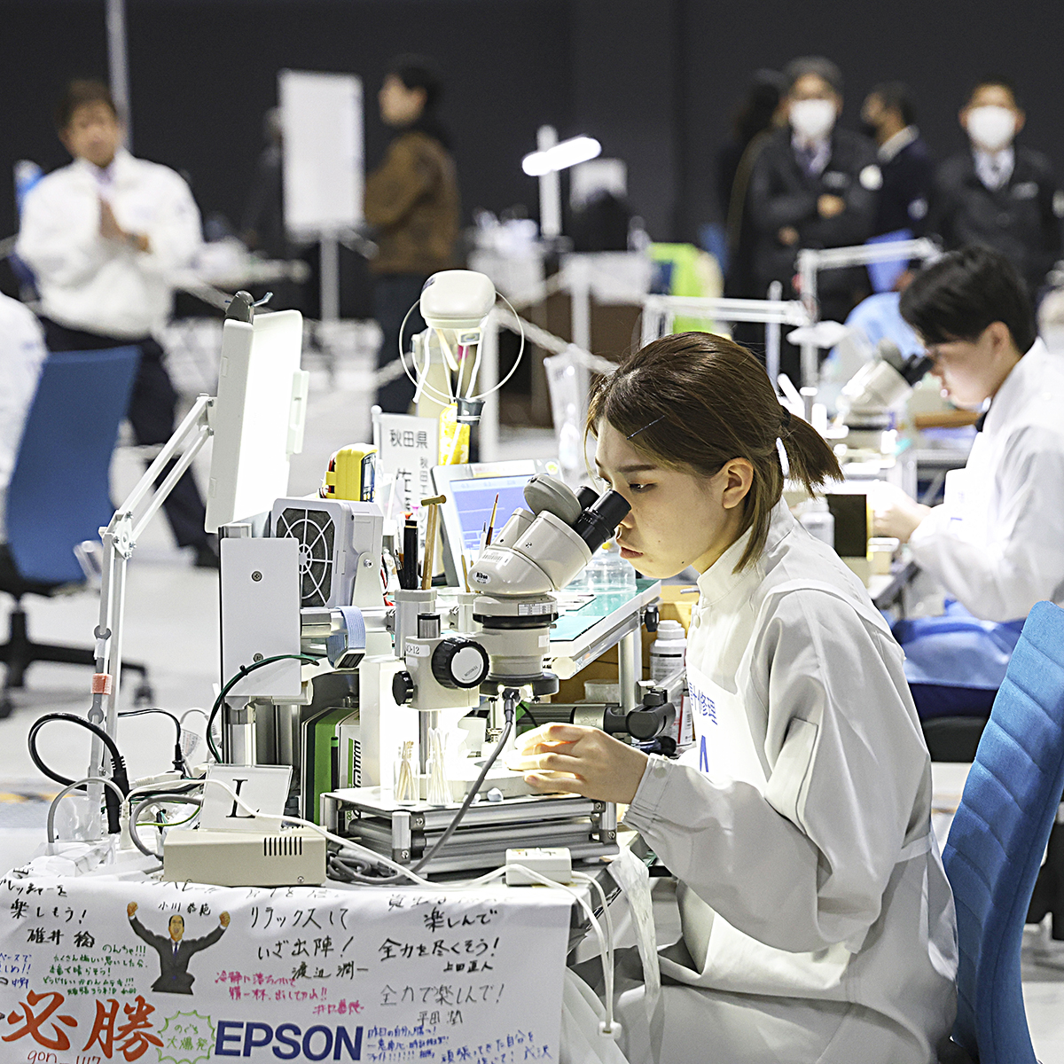 WorldskillsJ's tweet photo. 技能五輪全国大会「時計修理」職種!
概要②
腕時計は正しい時刻を知ったり、時間を計ったりする役割に加えて、持つ人の個性を表現するアクセサリーのような役割も持っています
#WorldSkills #WorldSkillsJapan #技能五輪全国大会 #NationalSkills #時計修理 #WatchRepairing https://t.co/oYL4GaRuzX