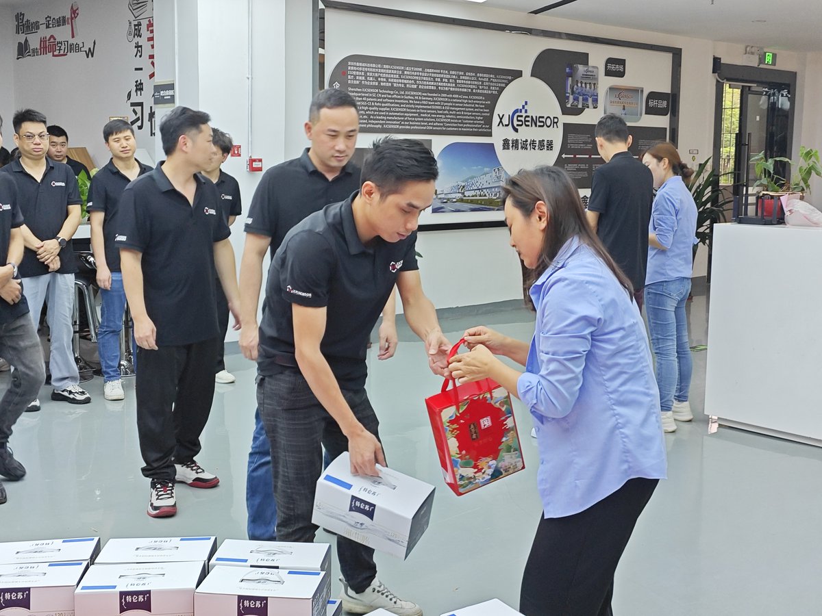 xi80214's tweet image. ✨ XJCSENSOR would like to wish everyone a happy Dragon Boat Festival.
🌐 :xjcsensor.net
📞 :+86198 4218 2953
📧 :inop@xjcsensor.com
#xjcsensor #loadcell #supplier #automation #electricmotors #industrial #automotive #supplier #robot #AI #forcesensor #Dragonboatfestival