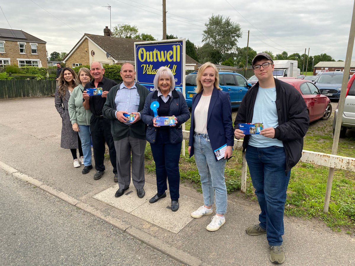 Liz Truss tweet media