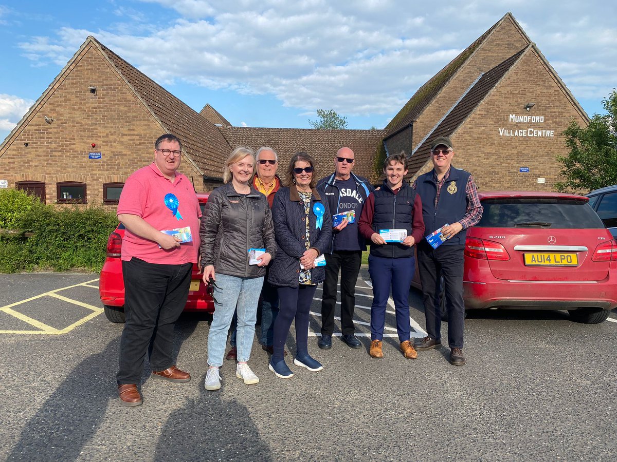 Liz Truss tweet media